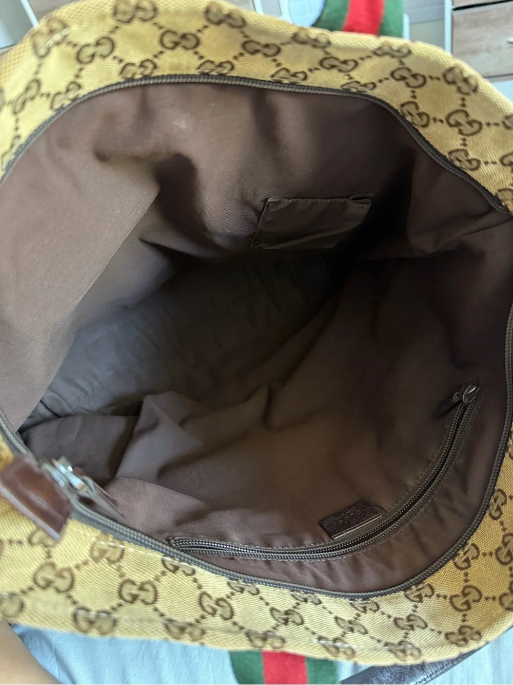 Gucci Black Hoodie with Yellow Green White Logo & Beige GG Tote